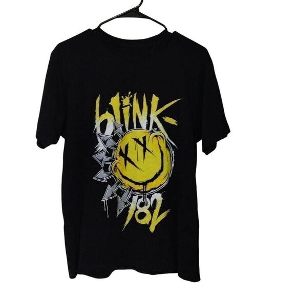 Blink 182 Smiley Face T-shirt Black and Medium NWOT - Picture 2 of 9